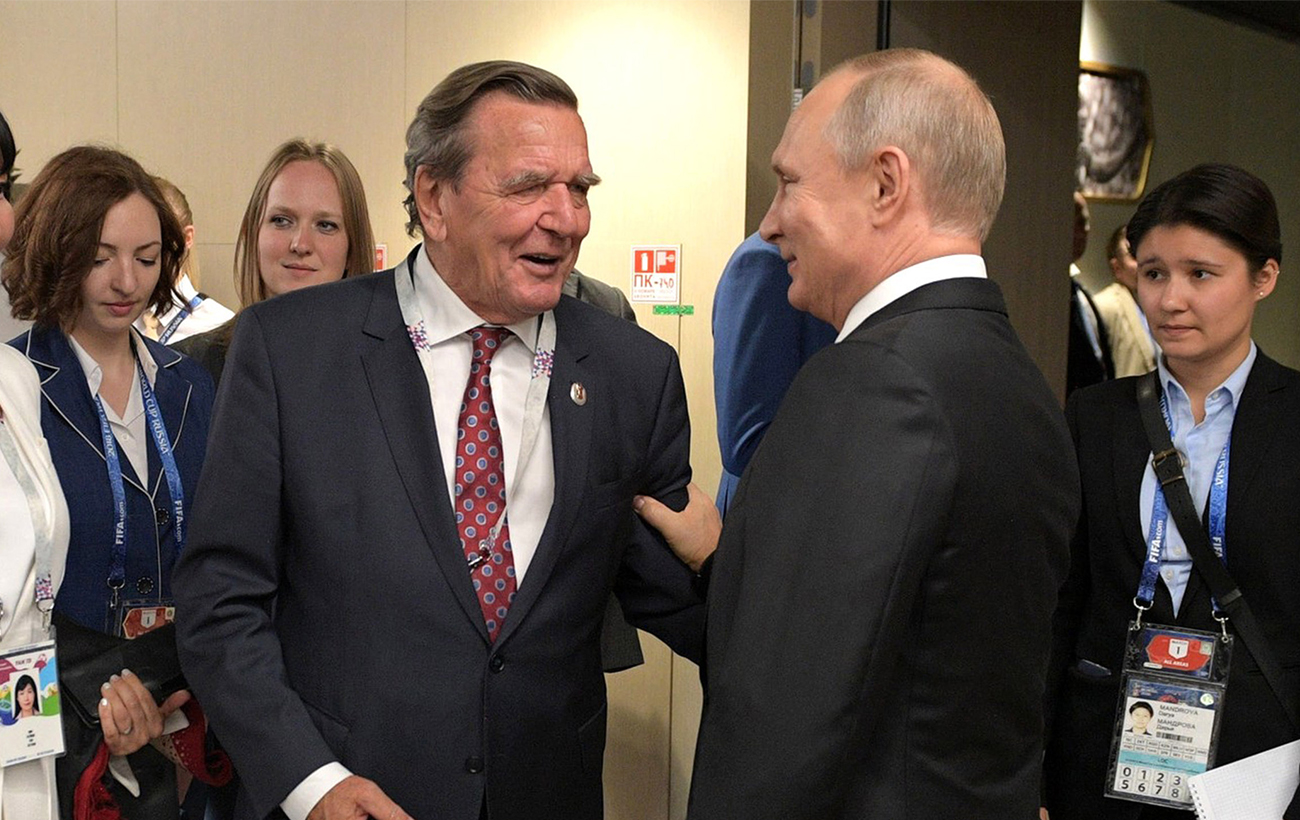 "Переговорщик" для Путина? Кто такой Герхард Шредер и зачем он РФ в разговоре с Европой